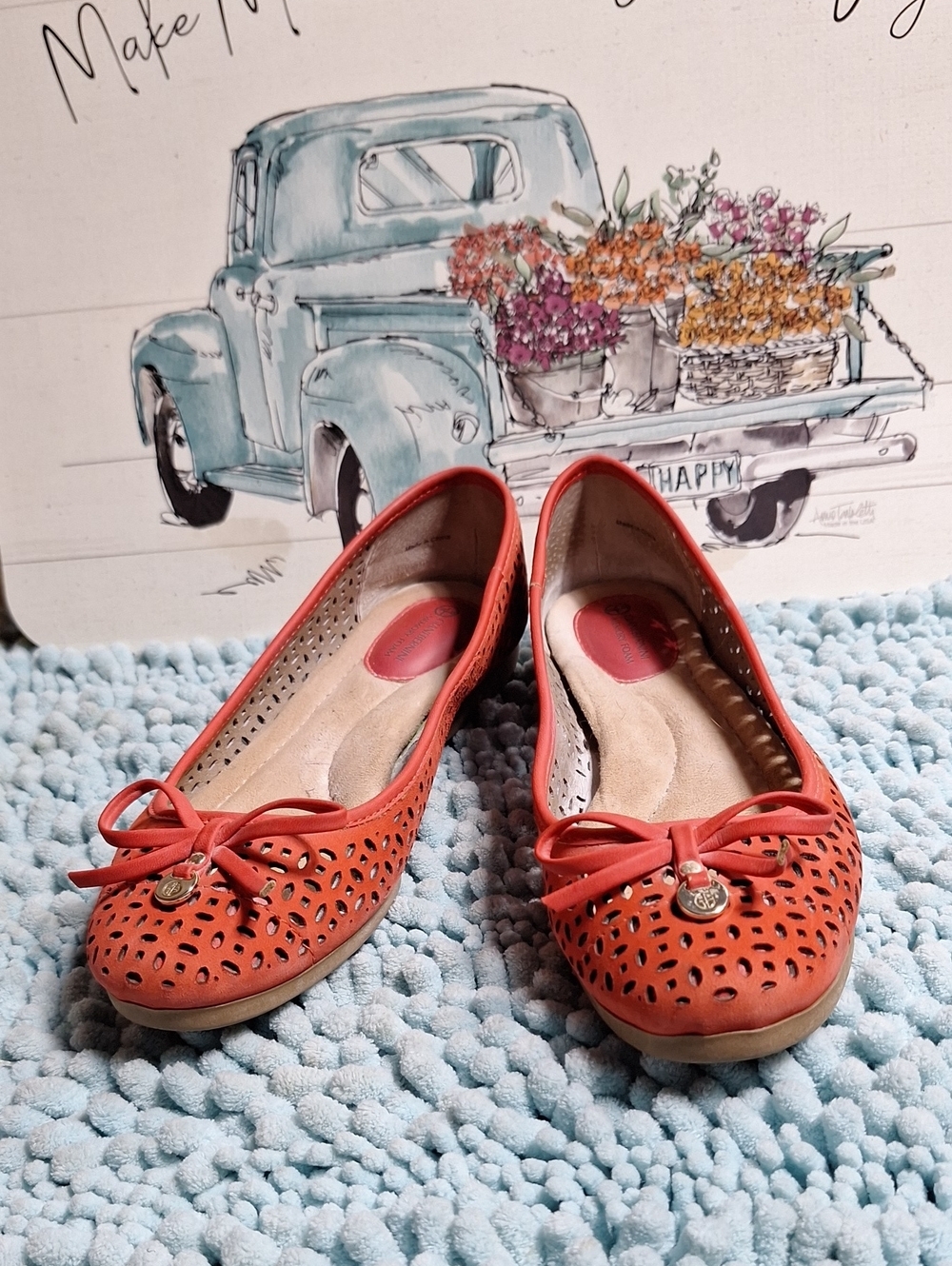 Giani Bernini Coral Laser-Cut Bow Ballet Flats